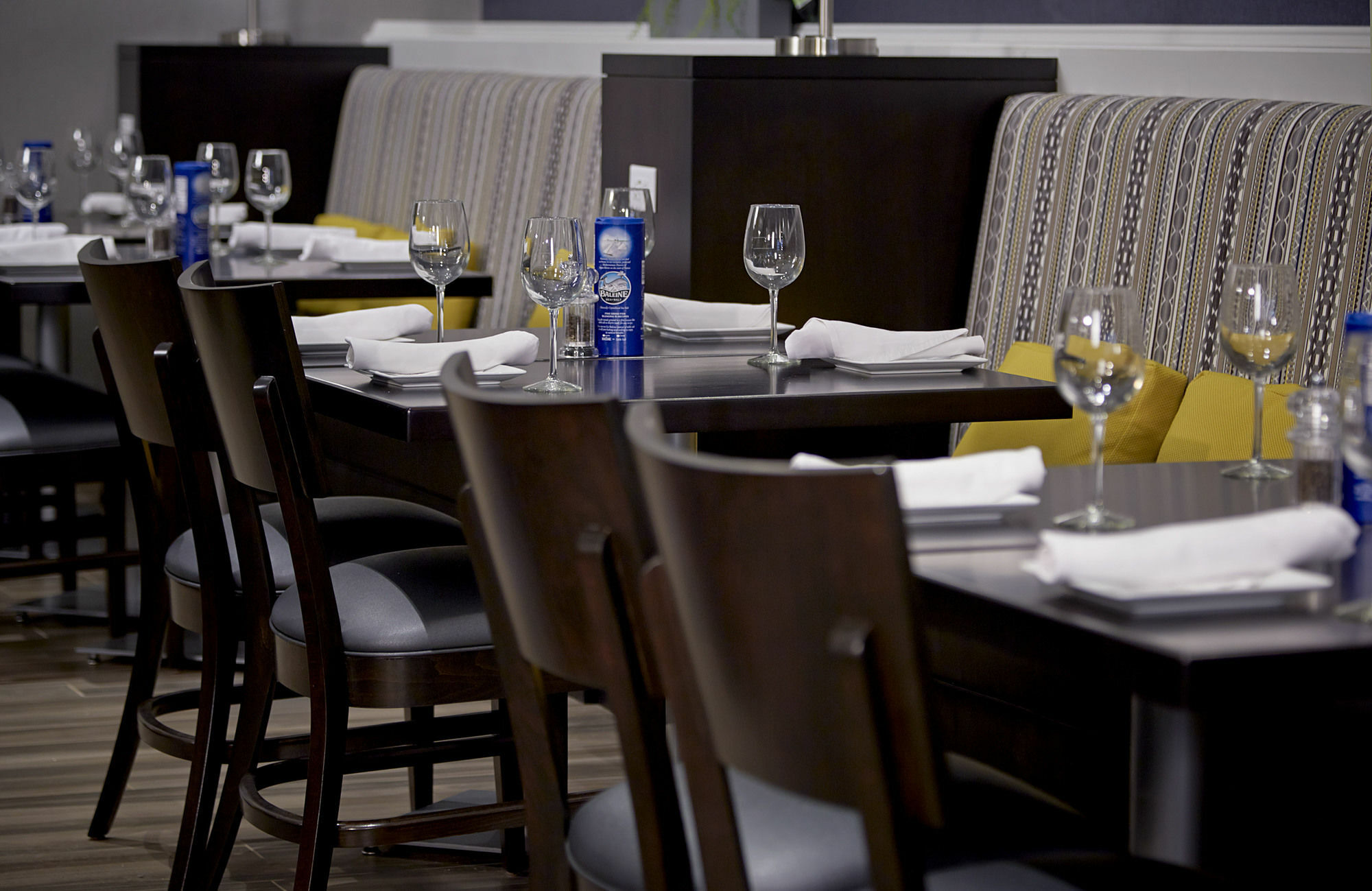 Отель Milwaukee Marriott West Уокешо Экстерьер фото